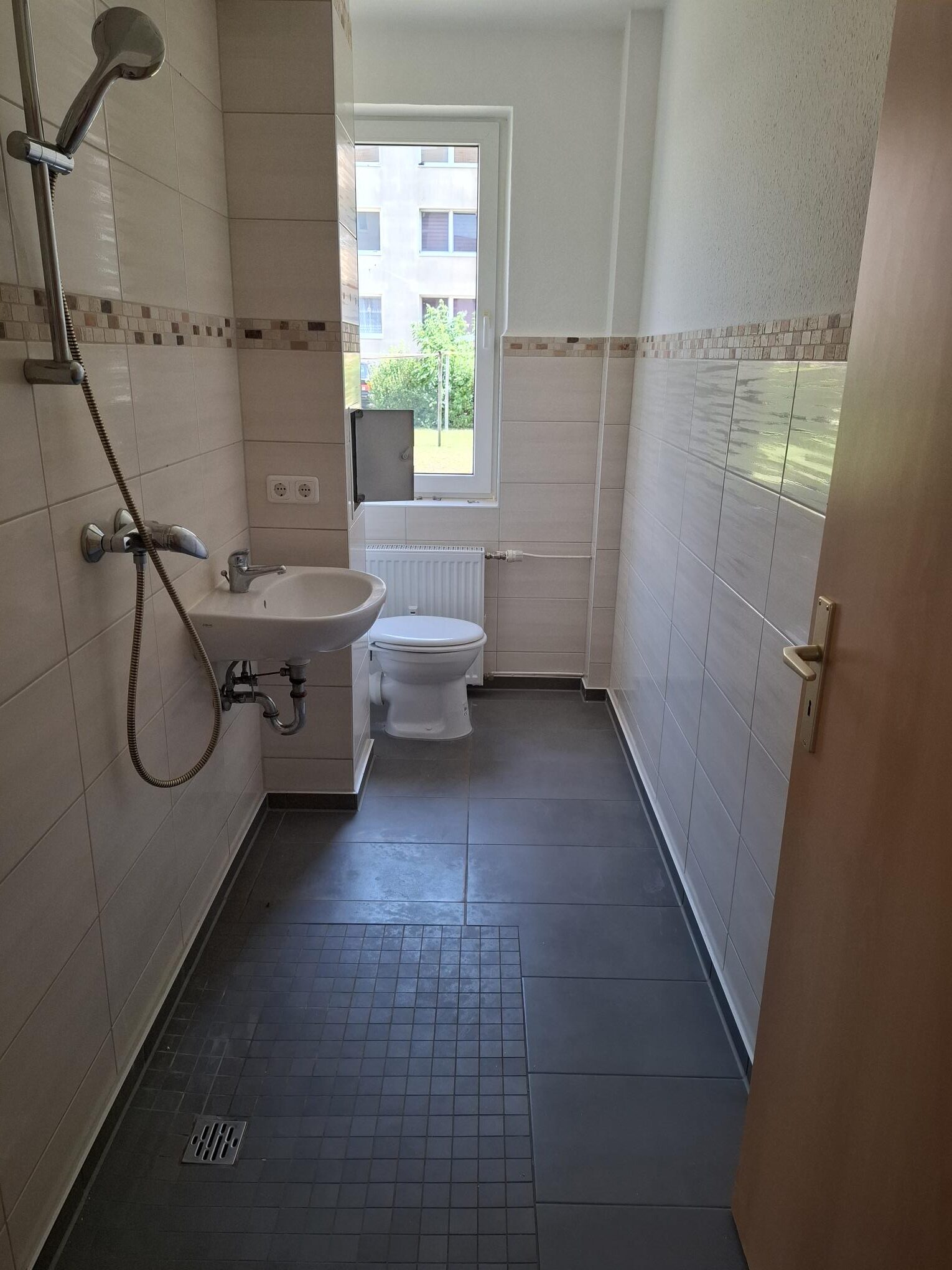 2 Zimmer, 47 m² in Strasburg · auf rund 47 – Bild 2